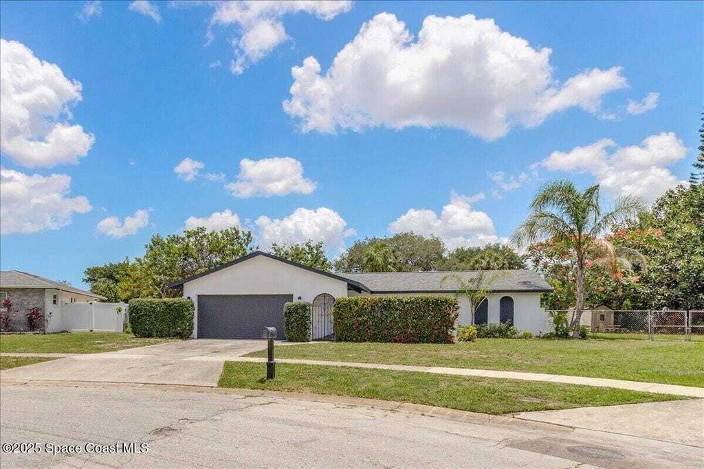 Property photo 1 of 31