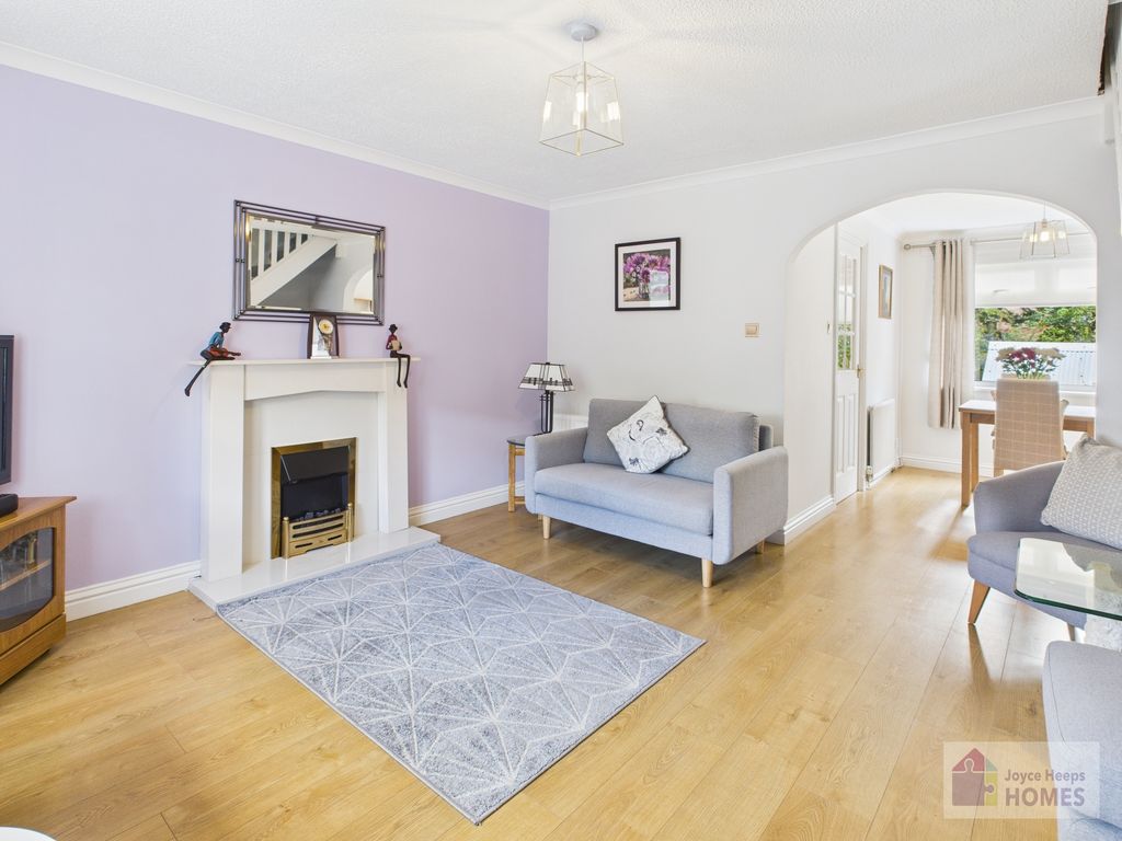 Property photo 3 of 14