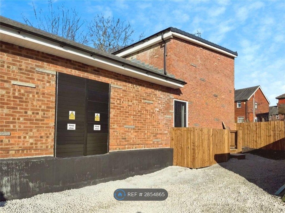 Property photo 3 of 25