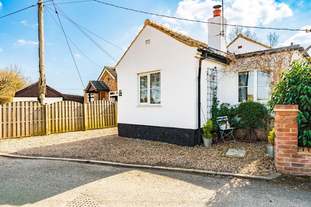 Property photo 1 of 25
