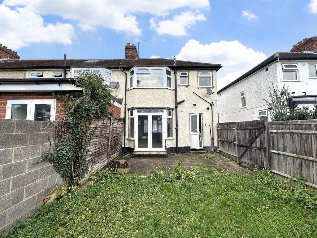 Property photo 3 of 5 Back Aspect