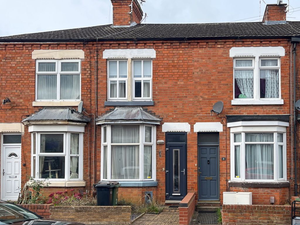 Property photo 1 of 17