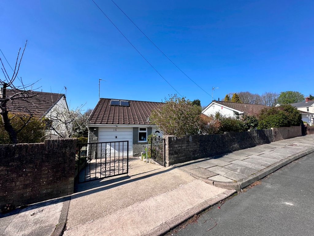 Property photo 3 of 50