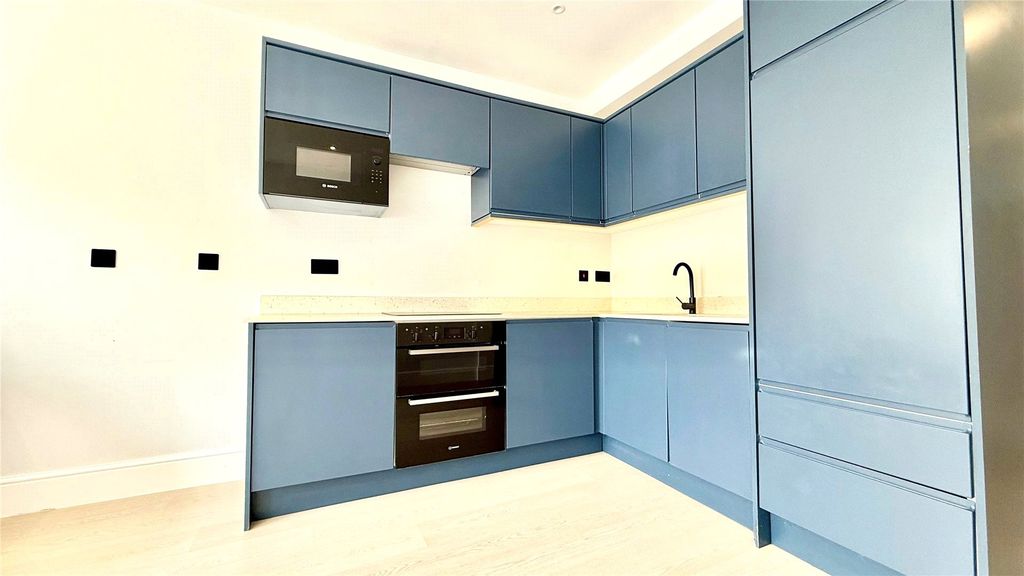 Property photo 3 of 8 Picture No. 05