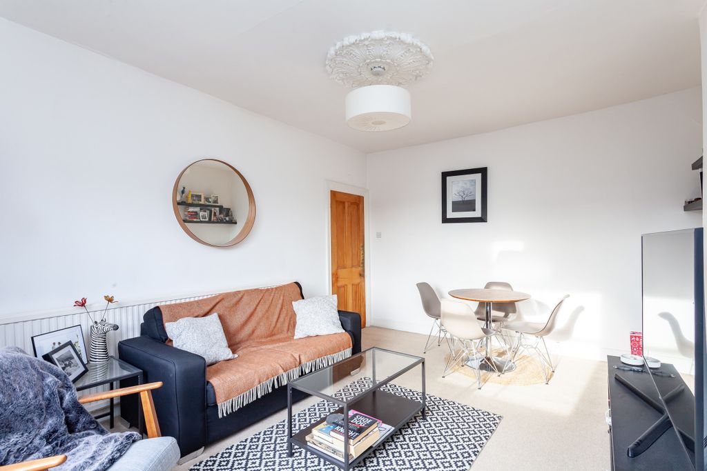 Property photo 2 of 6 Reception 2