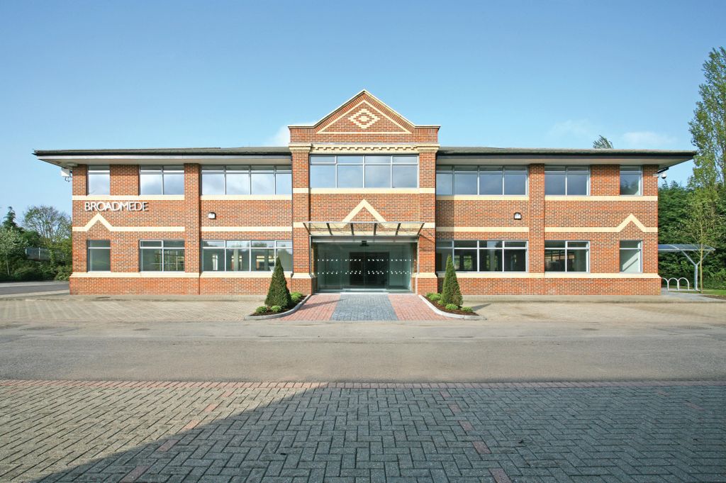 Property photo 1 of 10 Broadmedeext.Jpg