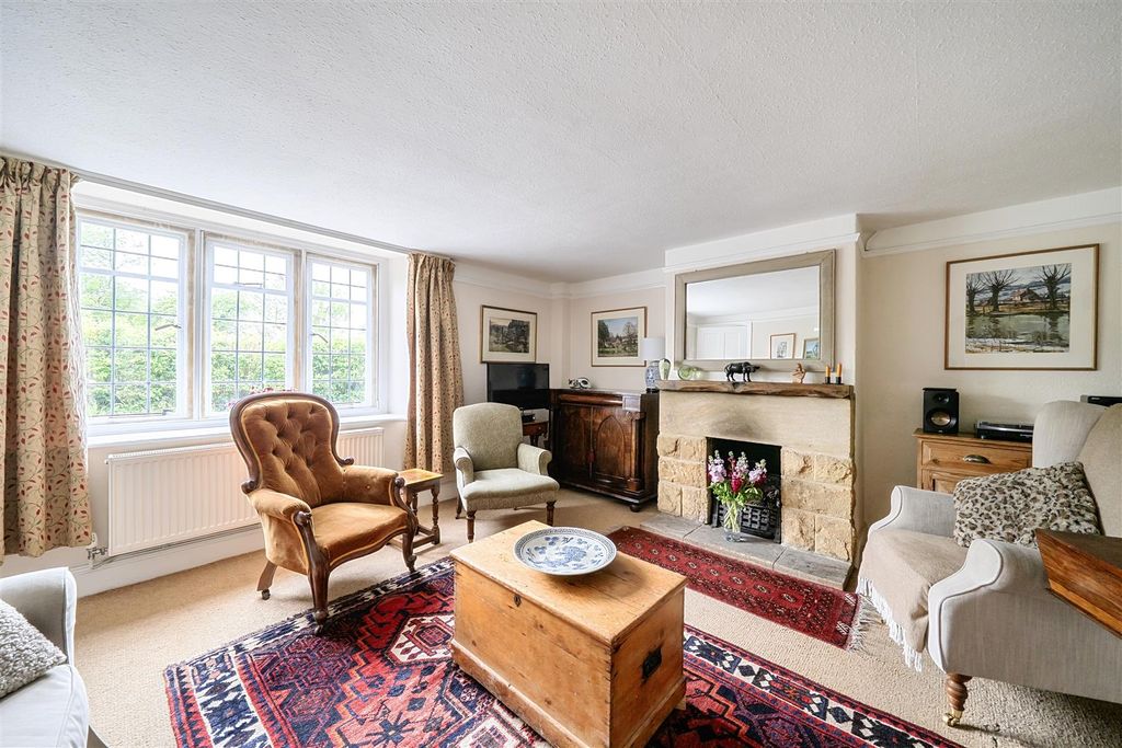 Property photo 3 of 20 Sitting Room