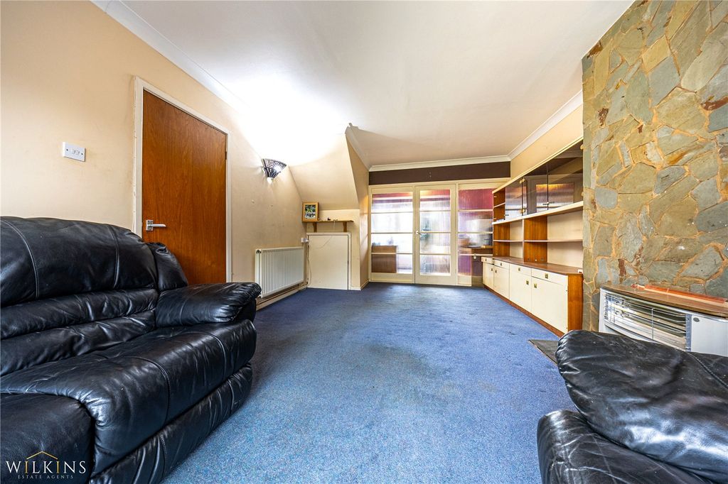 Property photo 3 of 28 Picture No. 10