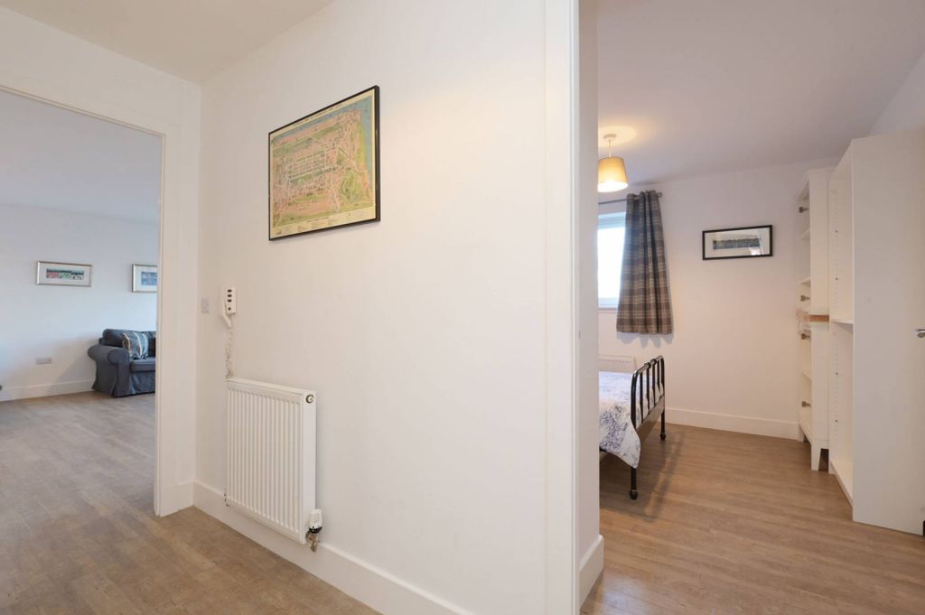 Additional image 14 of 1 bed flat for saleBurnbrae Drive, East Craigs, Edinburgh EH12