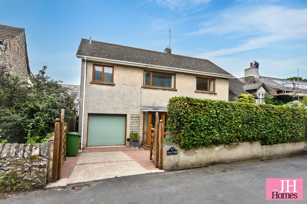 Property photo 1 of 22
