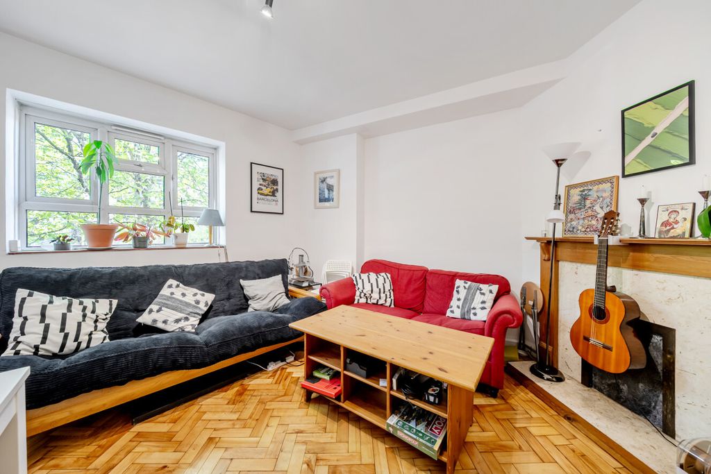 Property photo 1 of 15 1451874-10-69F1E7...