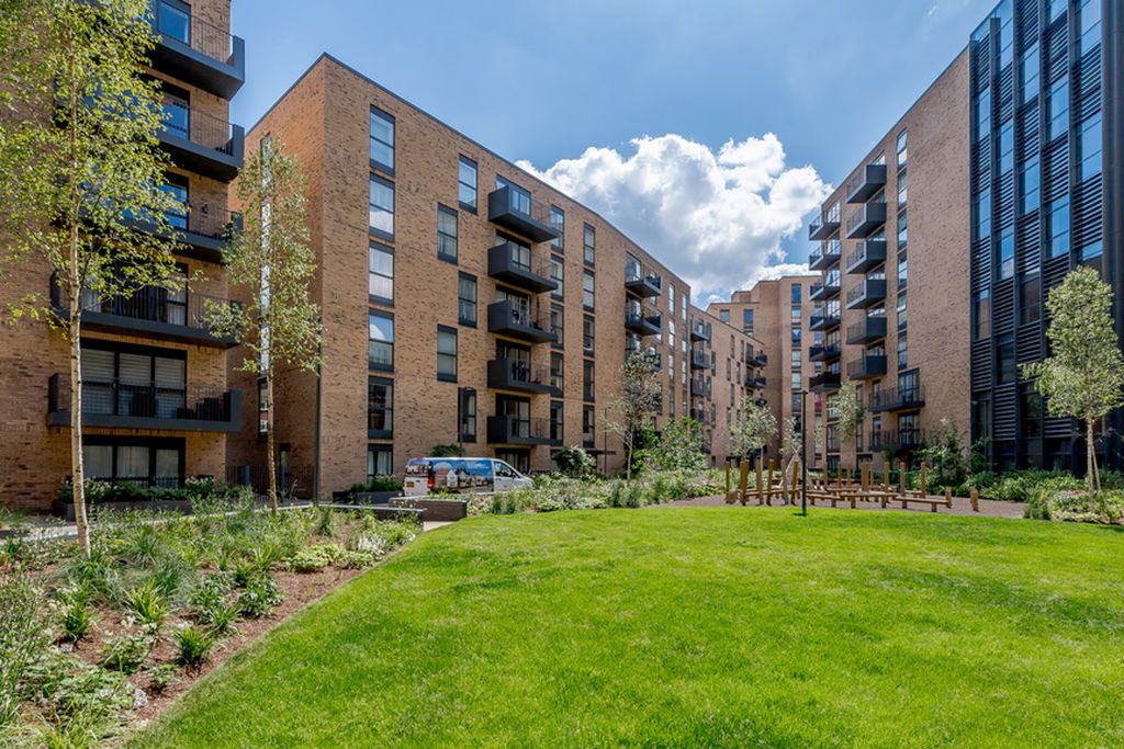 Property photo 1 of 10 Photo 10