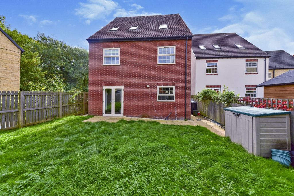 Property photo 2 of 14 Image
