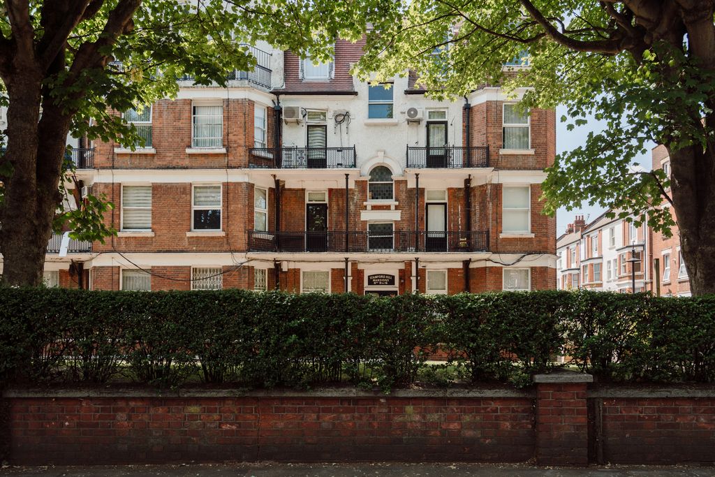 Property photo 3 of 31 294767 - Stamford-Hill-Mansions-052.Jpg