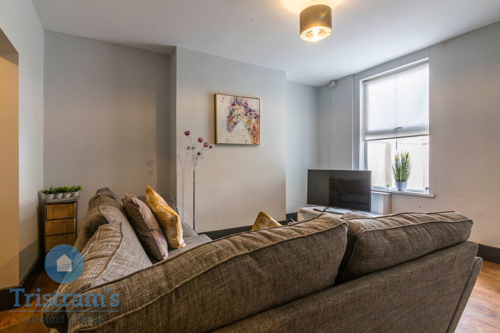 Property photo 3 of 20