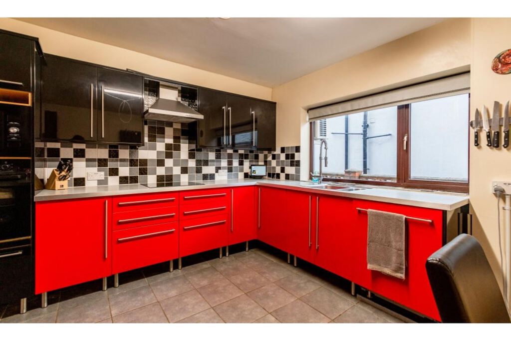 Property photo 1 of 14 Kitchen