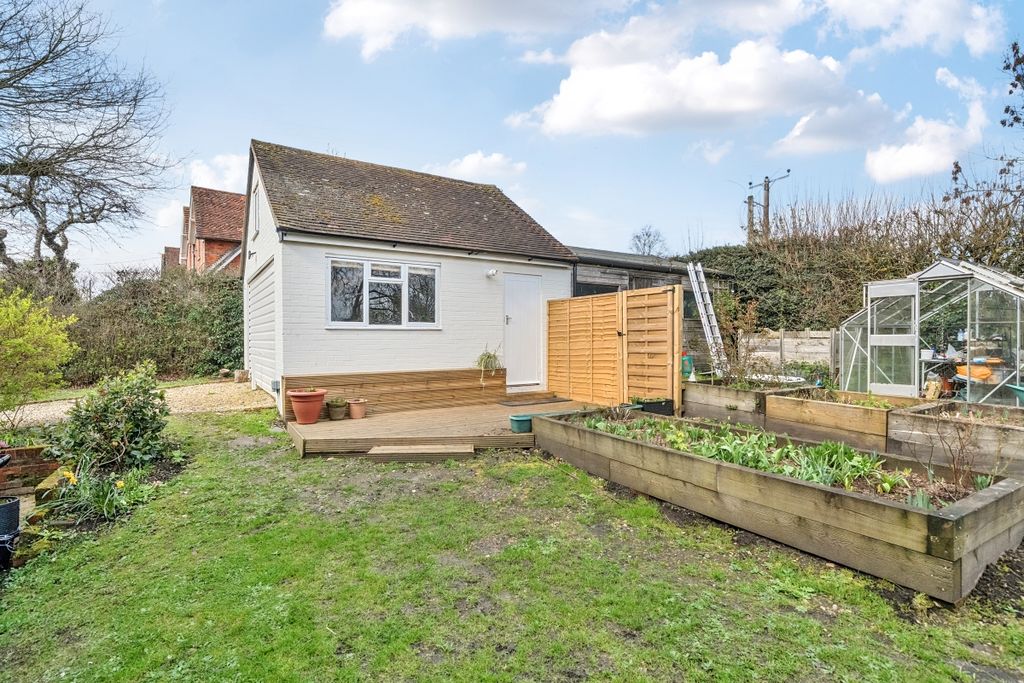 Property photo 2 of 13 1430885-4-69B95c7...