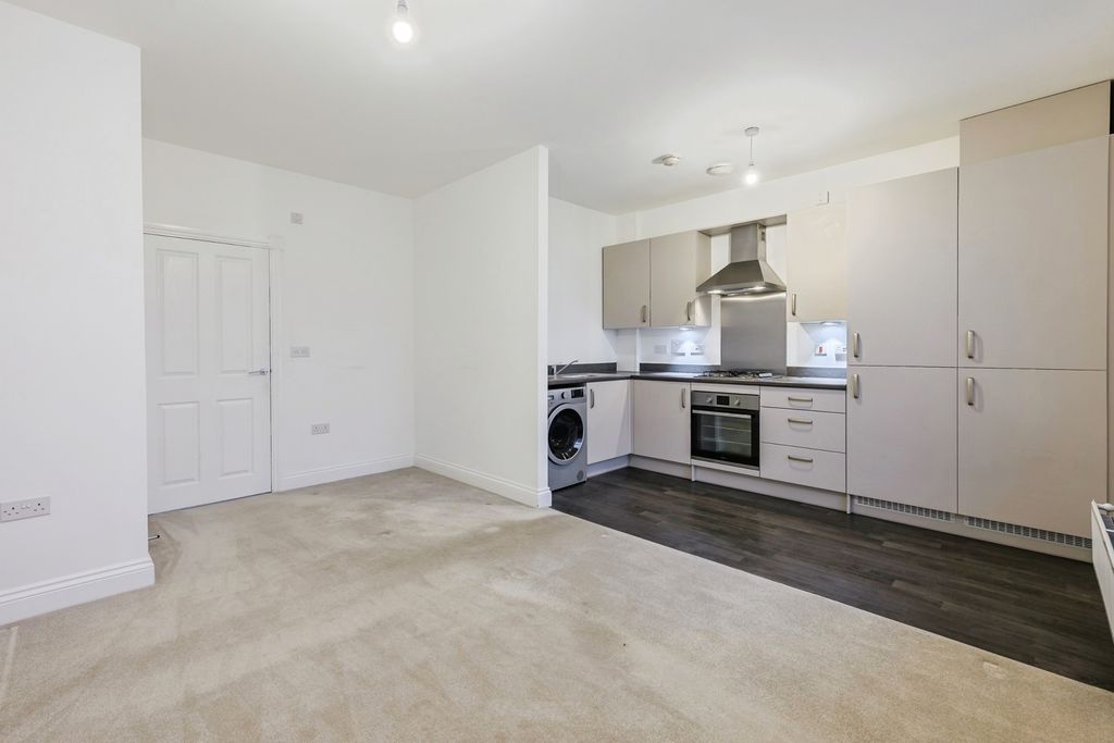 Property photo 2 of 17 Pbox-Img.Jpg