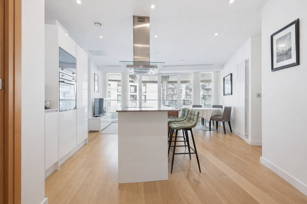 Property photo 3 of 10 Photo 3