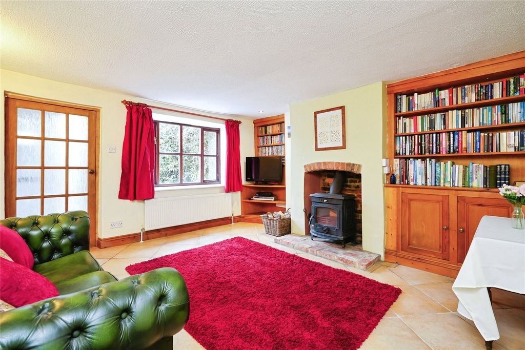 Property photo 2 of 22 Picture No. 30