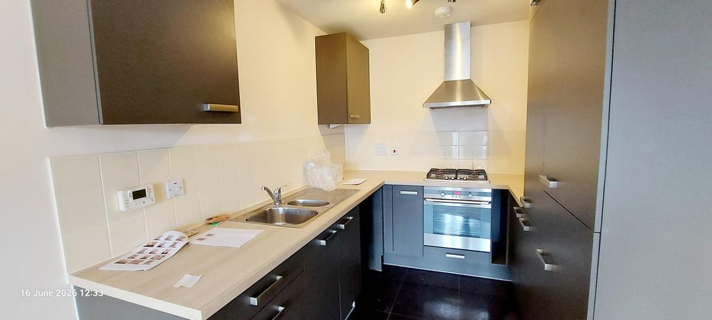 Property photo 2 of 13 Kitchen