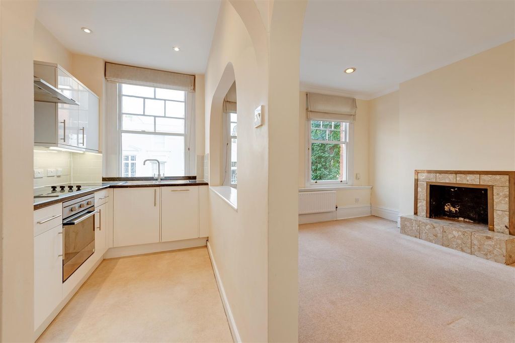 Property photo 3 of 12 53460_Hi-Res(9).Jpg
