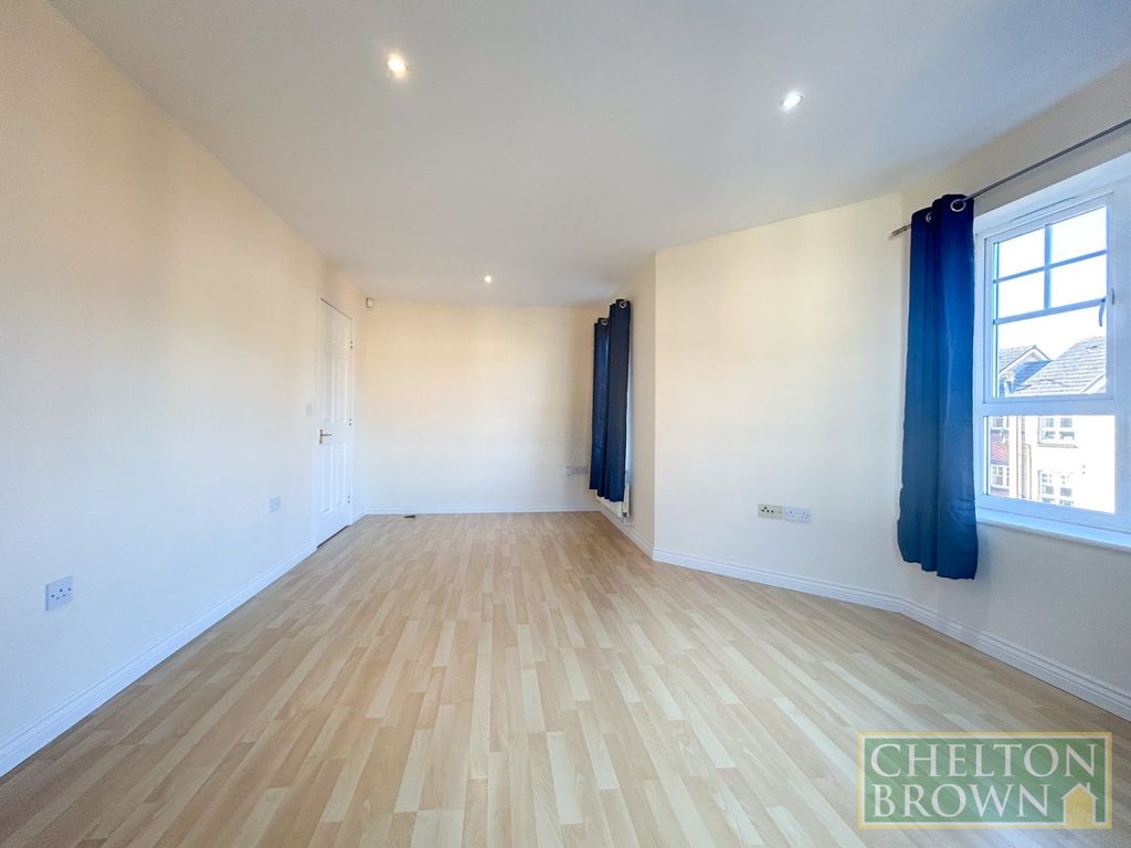 Property photo 2 of 13 Living Room