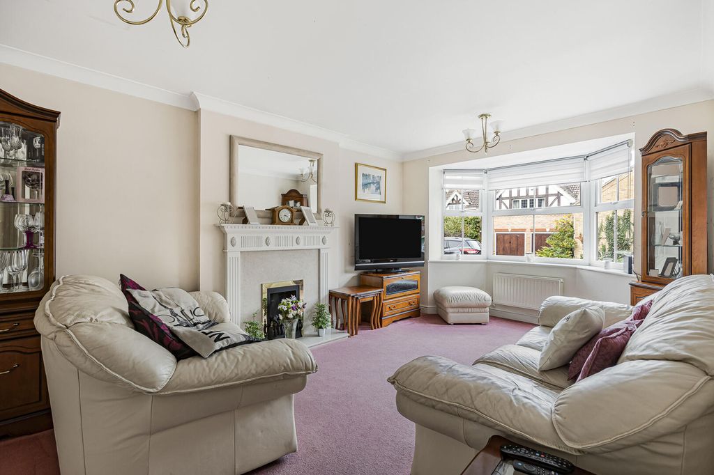 Property photo 3 of 24 Living Room