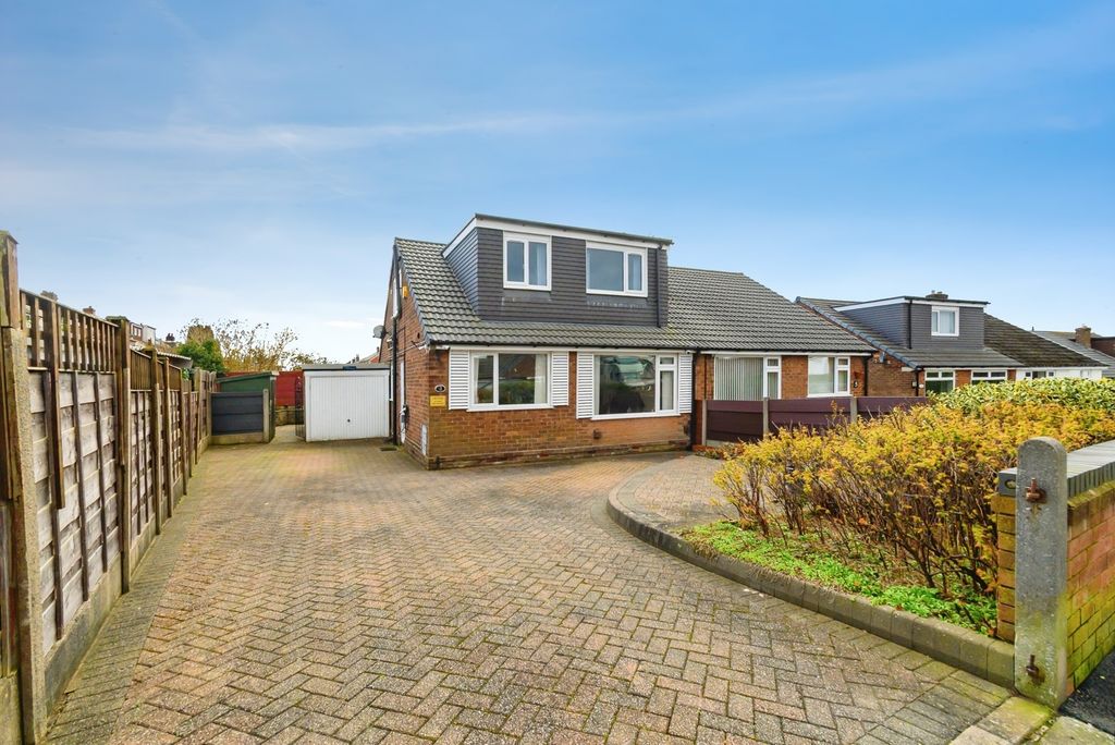 Property photo 1 of 20 Front