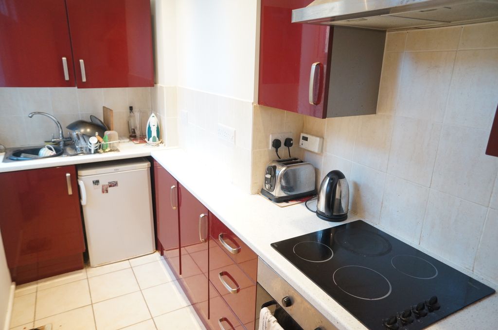 Property photo 3 of 6