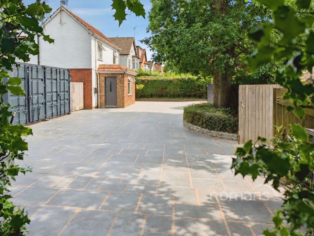 Property photo 1 of 15 Pbox-Img.Jpg