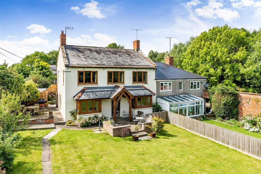 Property photo 1 of 19 Front