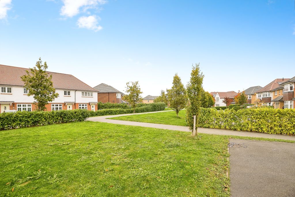 Property photo 2 of 15