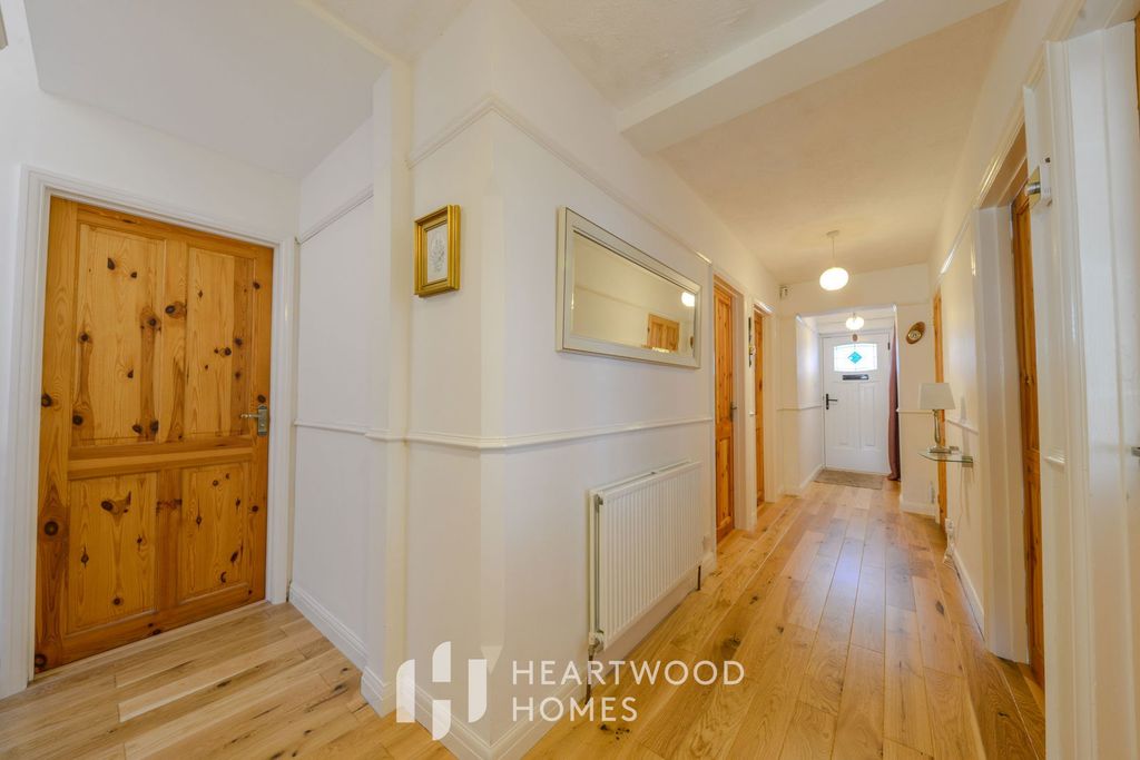 Property photo 3 of 30