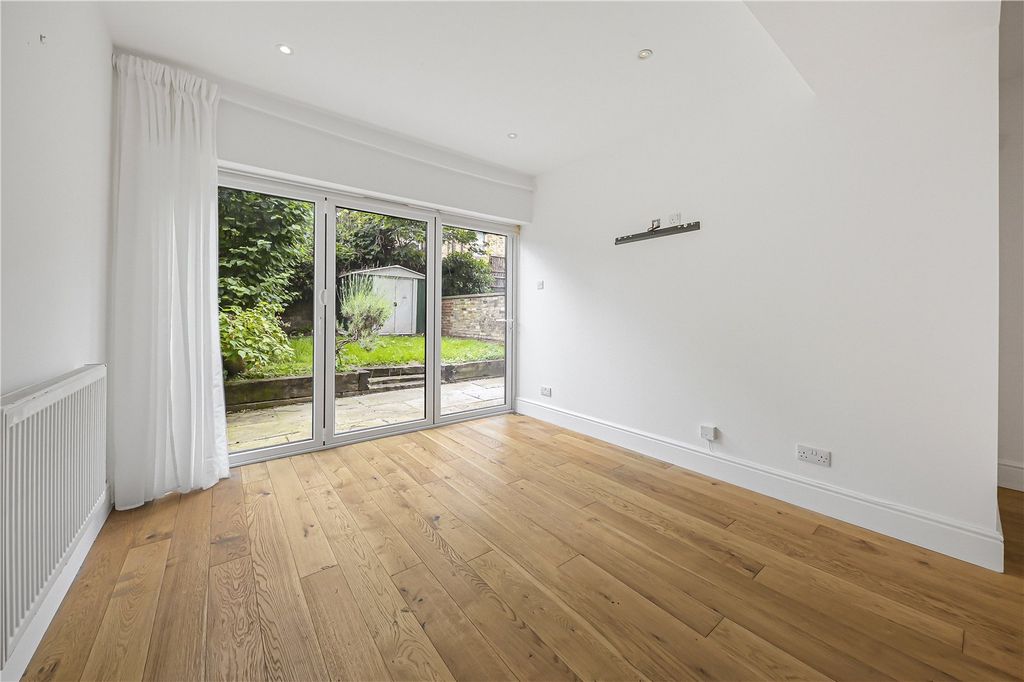 Property photo 2 of 10 Reception Room