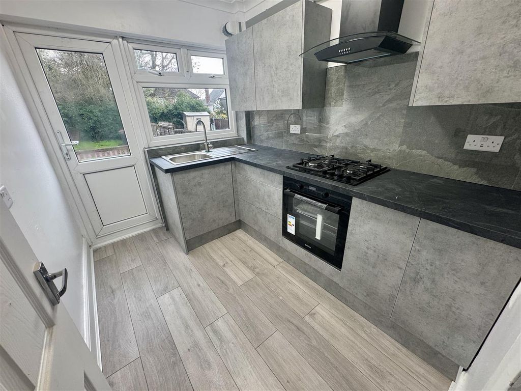 Property photo 2 of 8 Img_6016.Jpg