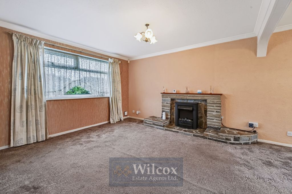 Property photo 2 of 24