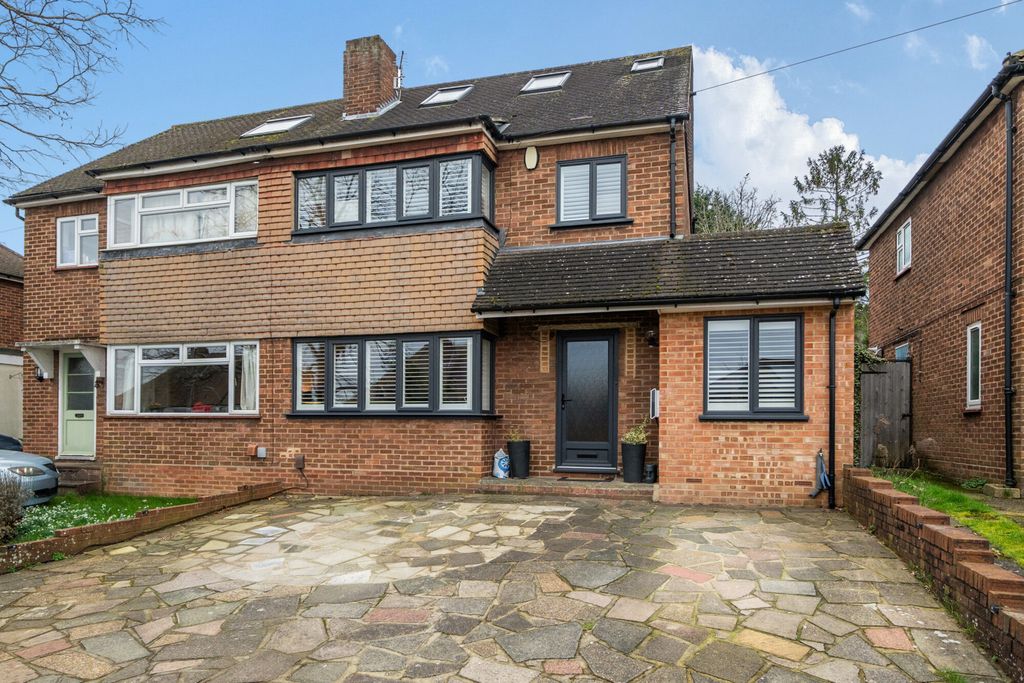 Property photo 1 of 21 1417593-20-699ccc...