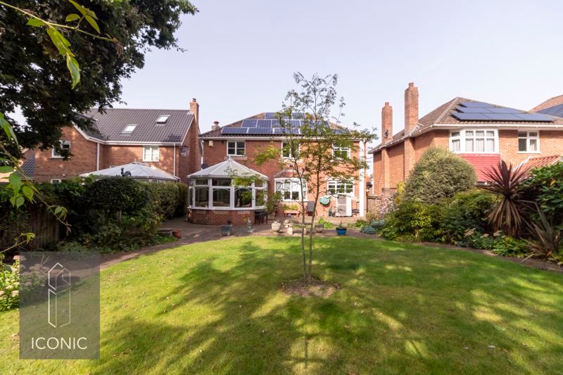 Property photo 2 of 9 Photo 3