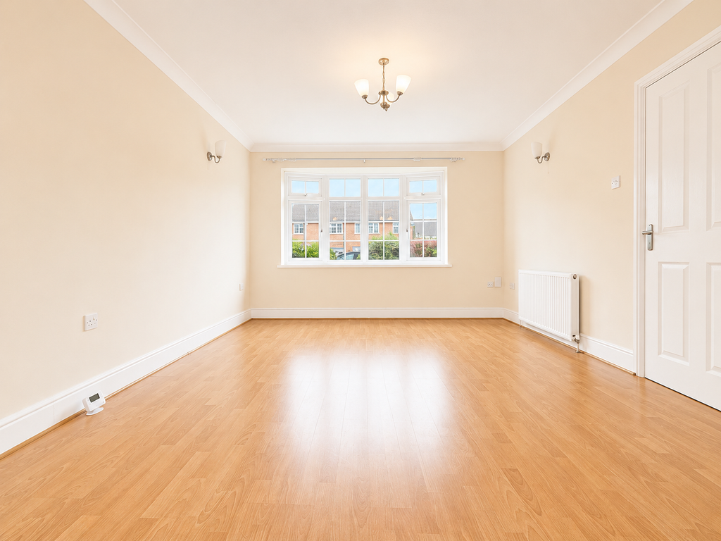 Property photo 3 of 17 Fe345A1F-8A7B-45Cb-85Bf-3F839A97C2F6.Png