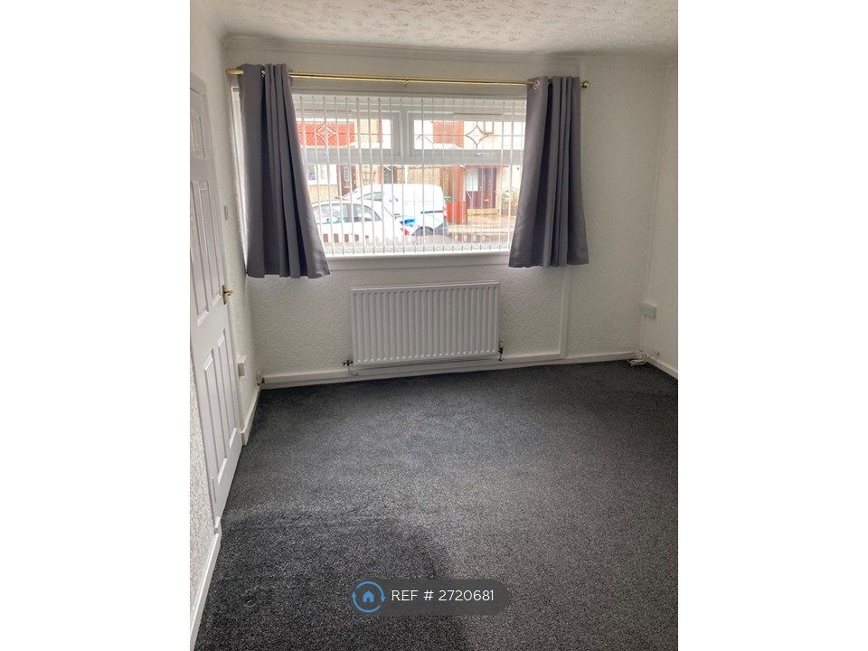 Property photo 2 of 15 Living-1