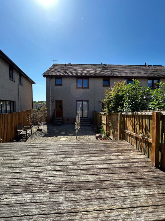 Property photo 2 of 28 Picture No. 03