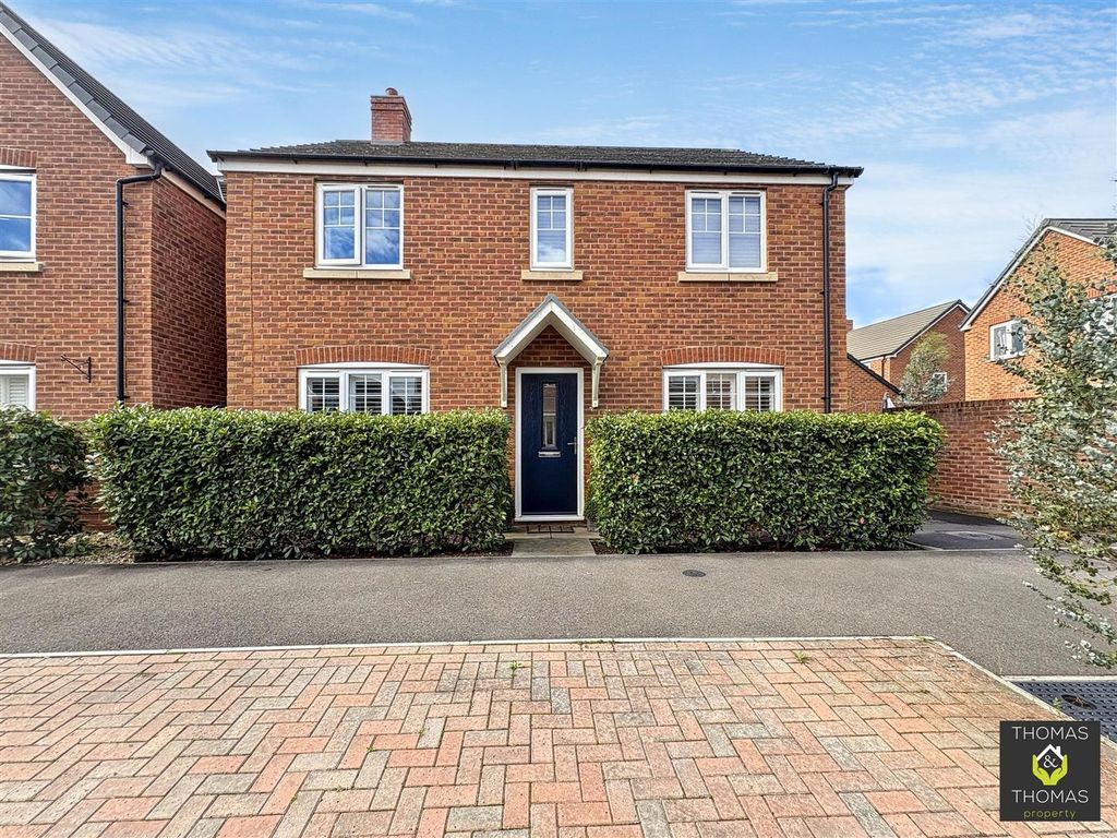 Property photo 1 of 18