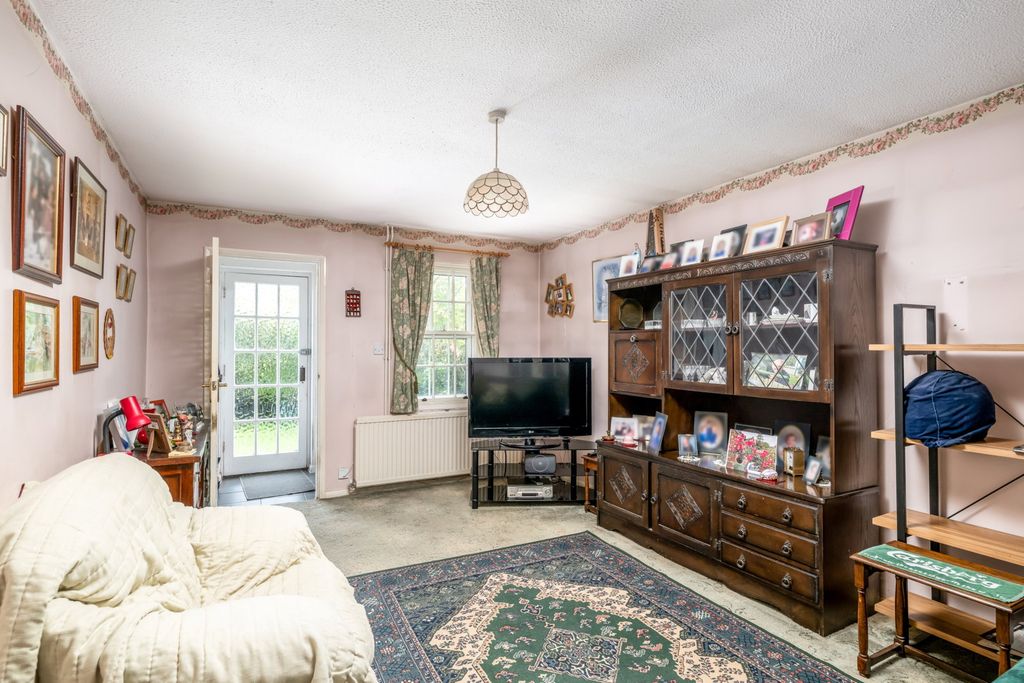 Property photo 3 of 17
