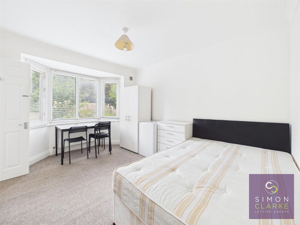 Property photo 1 of 5 Cam05425G0-Pr0126-Still004.Jpg