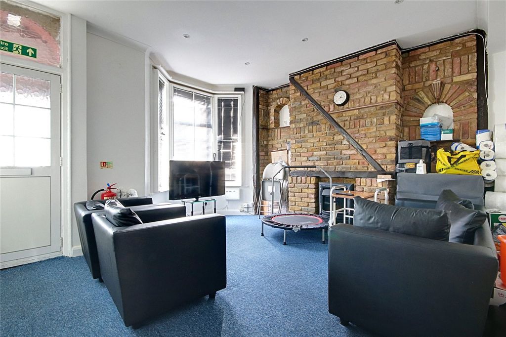 Property photo 3 of 11 Picture No. 04