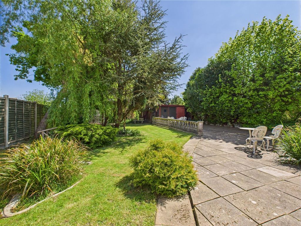 Property photo 3 of 29 Cam02885G0-Pr0369-Still029.Jpg