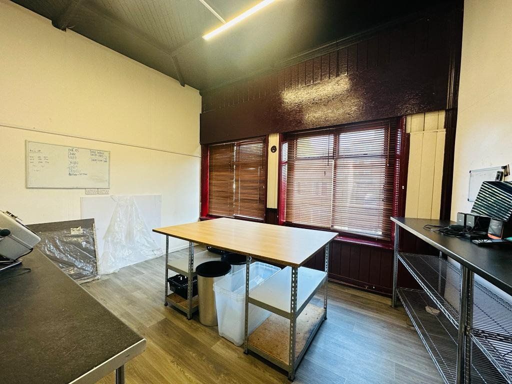 Property photo 3 of 5 Gallery