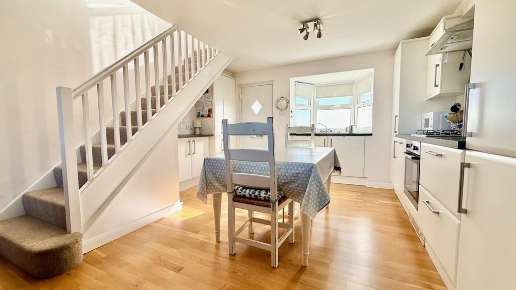 Property photo 3 of 18 3.Jpg