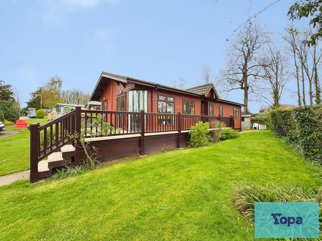 Property photo 1 of 19 Outside